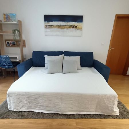 Modern 1Br For 4 - Great For Long Stays, 10 Min To Attractions Вила-Нова-ди-Гая Экстерьер фото